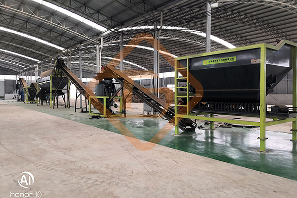 養(yǎng)殖場(chǎng)建小型有機(jī)肥加工廠需要多少錢?整套小型有機(jī)肥生產(chǎn)線廠家報(bào)價(jià) 養(yǎng)殖場(chǎng)建小型有機(jī)肥加工廠需要多少錢?整套小型有機(jī)肥生產(chǎn)線廠家報(bào)價(jià)