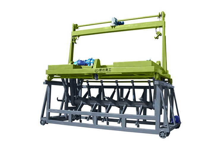 槽式翻堆機(jī).jpg 槽式翻堆機(jī).jpg