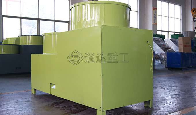 有機肥加工設(shè)備拋圓機