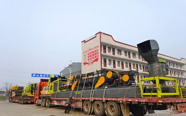 有機肥生產(chǎn)線發(fā)往陜西府谷2.jpg 有機肥生產(chǎn)線發(fā)往陜西府谷2.jpg